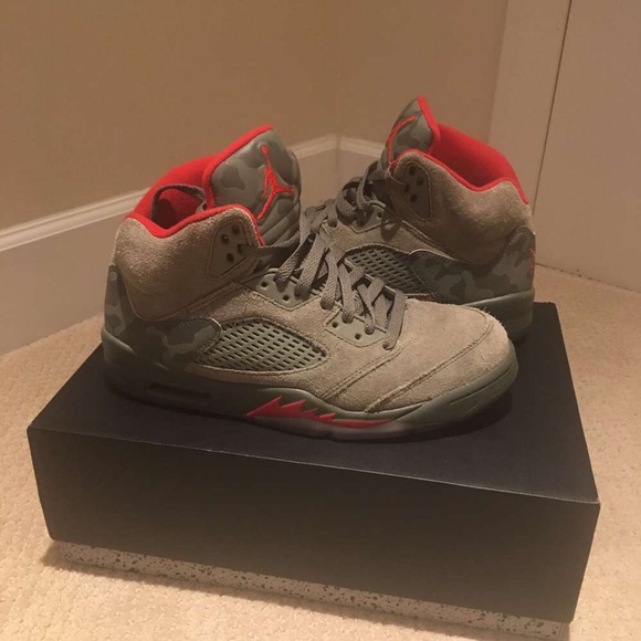 Jordan Other - Air jordan 5 Retro Camo 2017 size 8.5 men’s